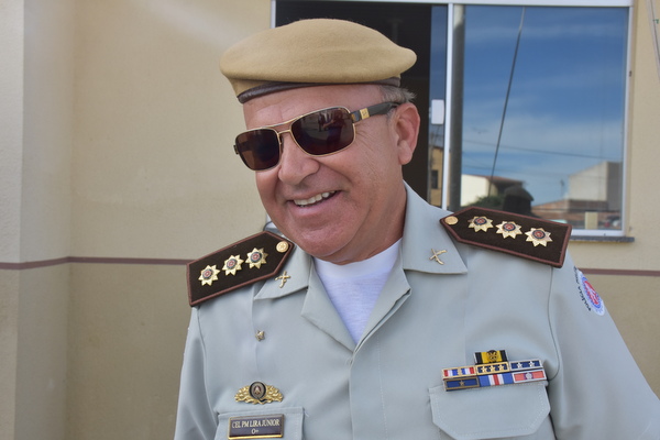 Coronel Lira Junior entra para reserva após 38 anos de PM