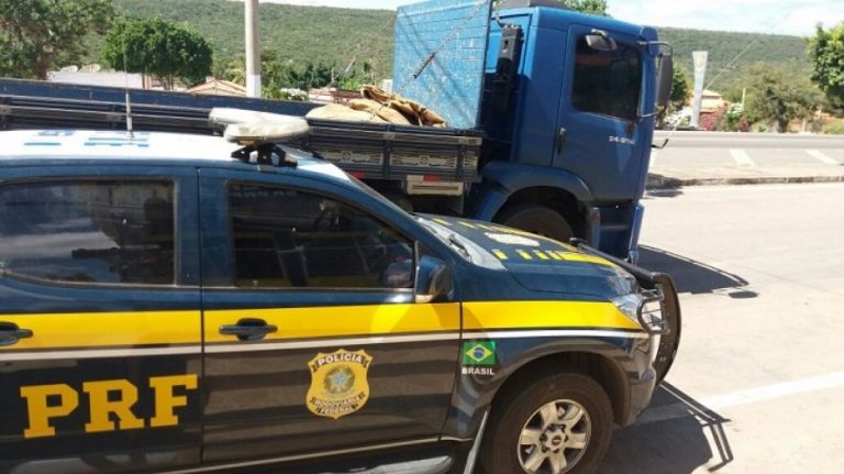 PRF recupera na Bahia caminhões roubados em Minas Gerais e São Paulo