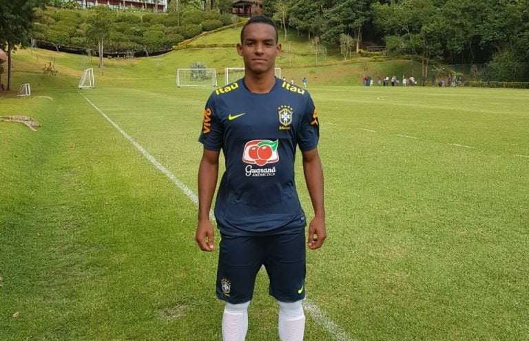 Guanambiense termina período na seleção sub-17 com gol em jogo-treino