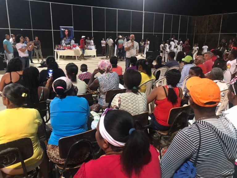 Estudantes de jornalismo realizam ação na comunidade quilombola de Queimadas