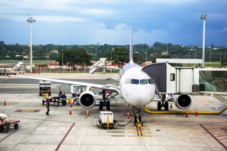 Combustível só dura até o fim desta manhã no aeroporto de Brasília