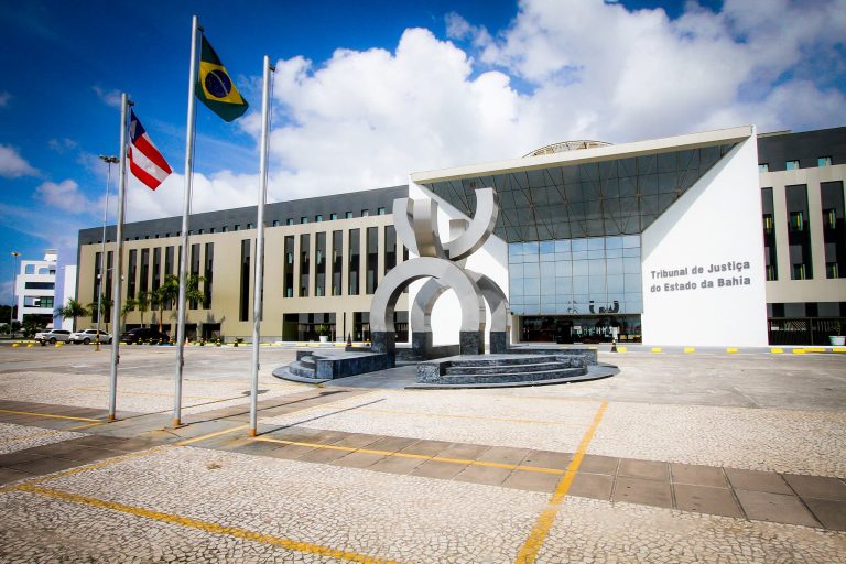 Nova lei cria 9 vagas para desembargador e 27 para outros cargos no Tribunal de Justiça da Bahia