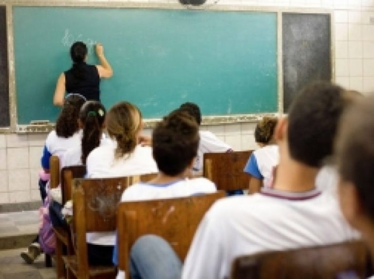 Senado aprova testes de visão e audição em alunos de escolas públicas