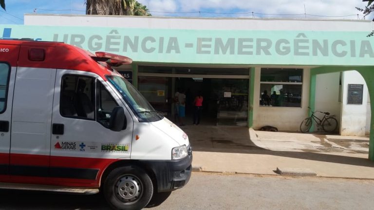 Espinosa: Três pessoas morrem e nove ficam feridas em acidente com micro-ônibus