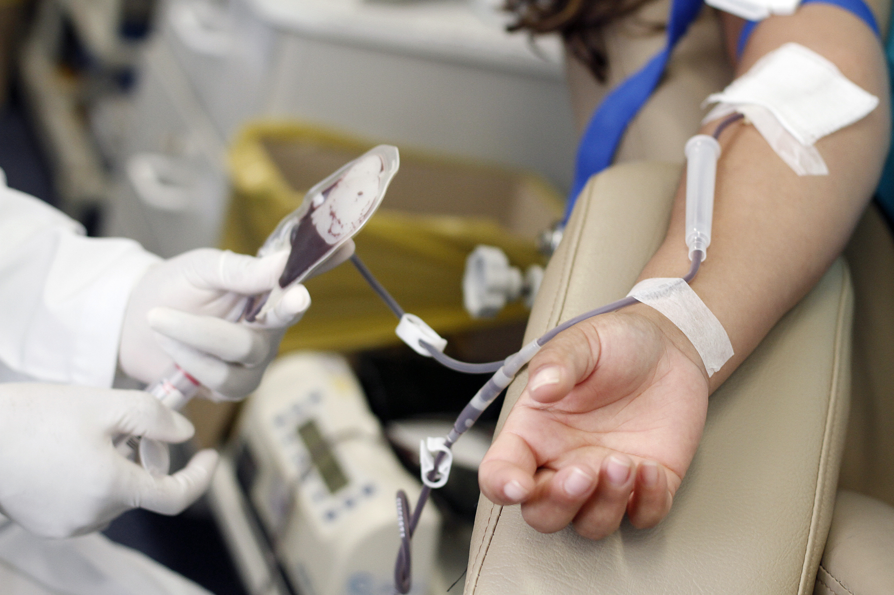 Hemoba convida doadores para suprir estoque de sangue