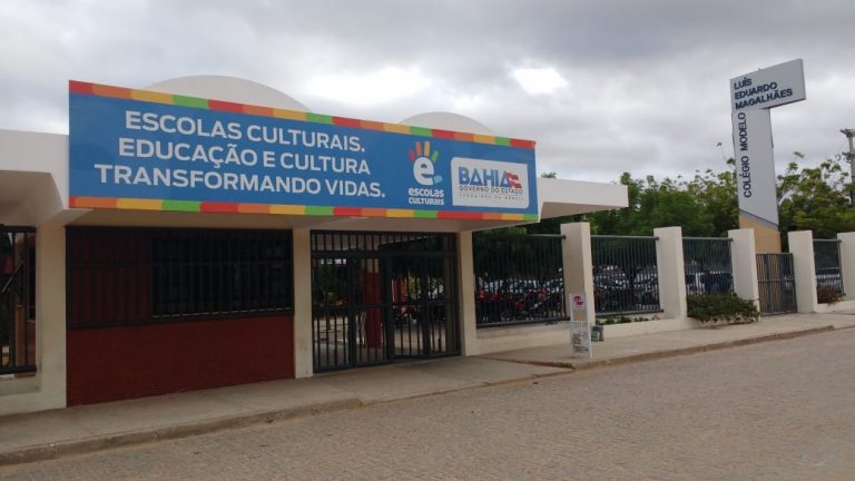 Estudantes residentes nos distritos de Guanambi são prejudicados com a falta de transporte público