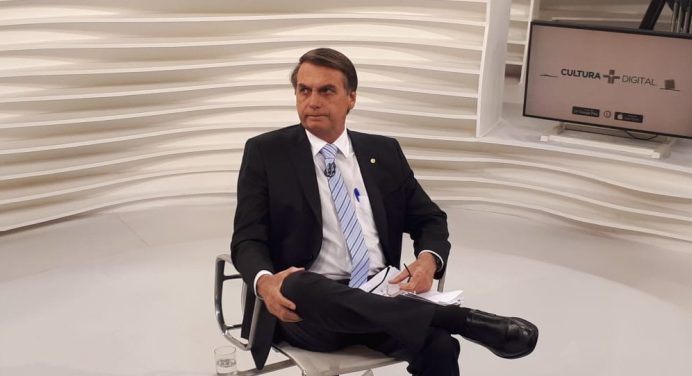 Bolsonaro diz que Brasil não tem dívida da escravidão