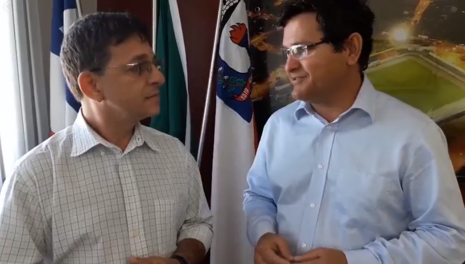 Prefeito de Guanambi se reúne com coordenador de aeroportos da Seinfra para planejar ações