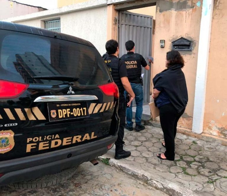 PF deflagra operação em combate ao desvio de recursos públicos em cidades na Bahia