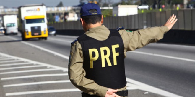 PRF apreende uma tonelada de maconha em rodovia do Rio