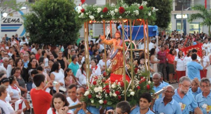 Católicos de Caculé e Brejinho das Ametistas celebram festejos das padroeiras
