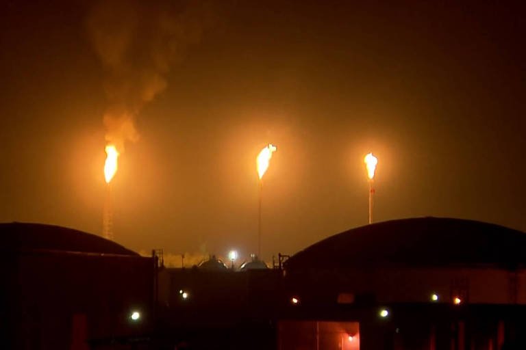 Incêndio atinge refinaria da Petrobras em Paulínia, em São Paulo