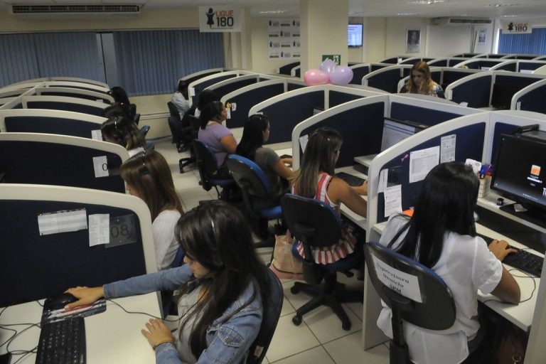 Denúncias de violência contra a mulher chegam a 73 mil, em 2018