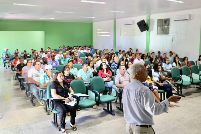 Encontro reuniu criadores de caprinos e ovinos no IF Baiano em Guanambi
