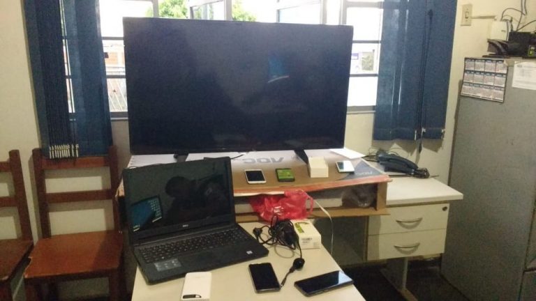 Funcionário dos Correios é preso suspeito de violar encomendas e vender mercadorias em Montezuma