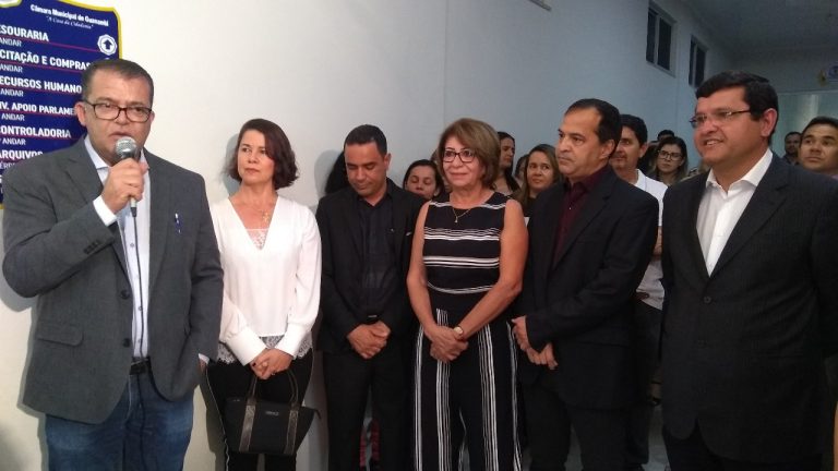 Presidente entrega as obras de reforma e ampliação da Câmara Municipal de Guanambi