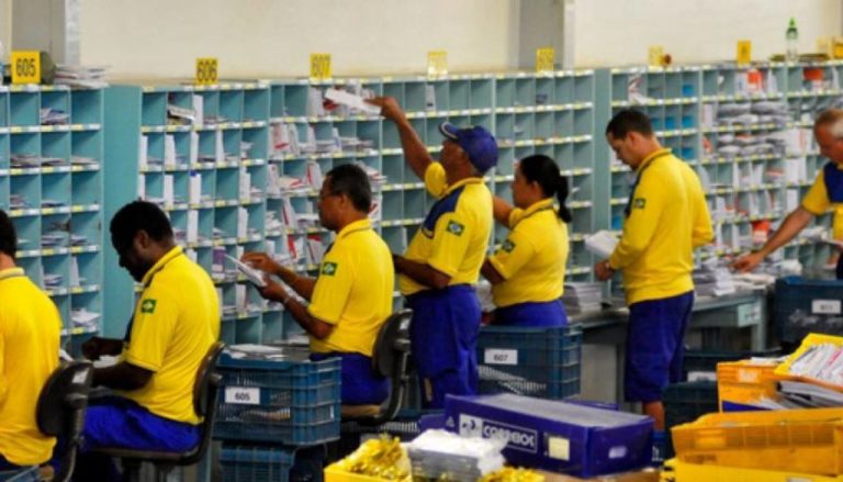 Funcionários dos Correios podem entrar em greve nesta quarta-feira