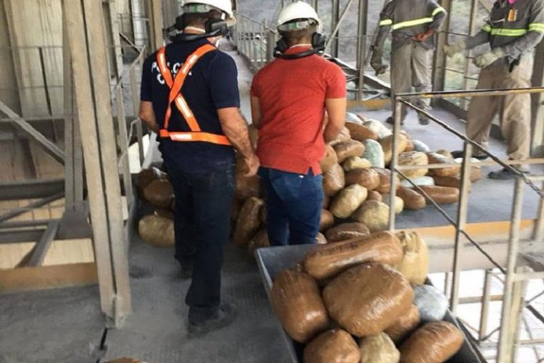 Polícia incinera mais de uma tonelada de drogas em Brumado