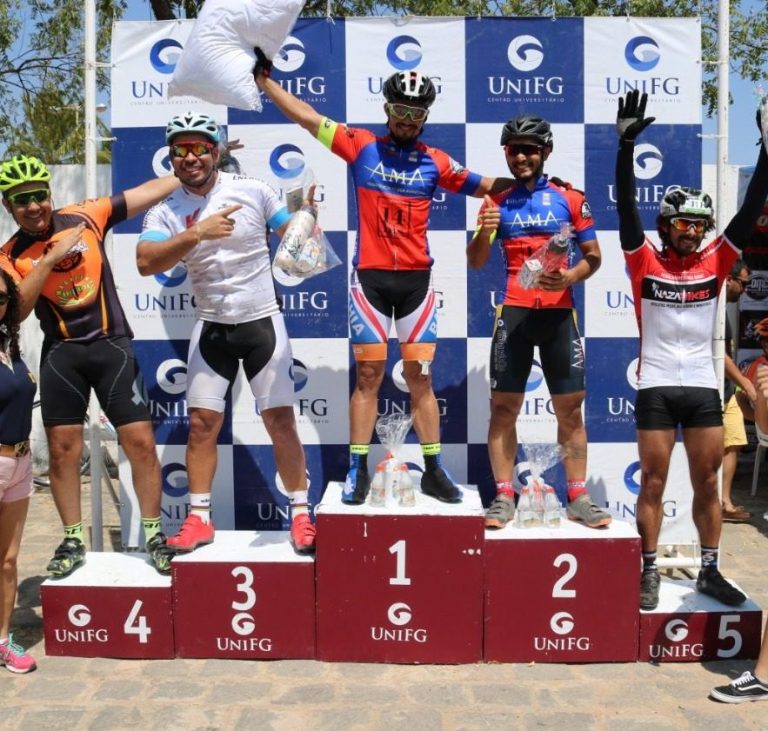 54 atletas disputaram mais uma etapa da Volta Ciclística de Guanambi