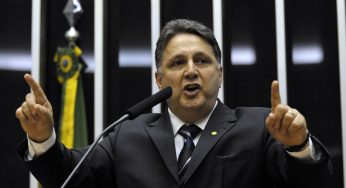 TSE julga Garotinho inelegível e o afasta de campanha a governo do Rio