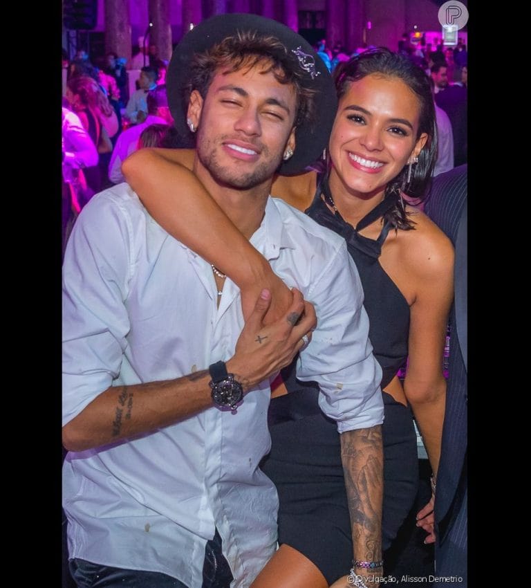 Bruna Marquezine e Neymar terminam namoro