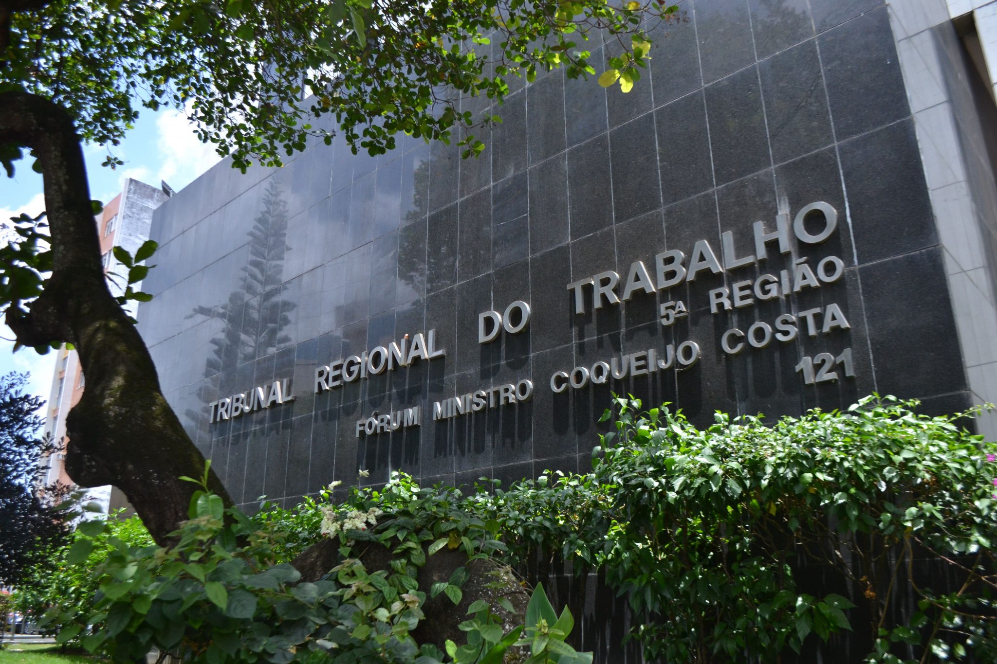 TRT e Bradesco farão acordos para diminuir processos trabalhistas na Bahia