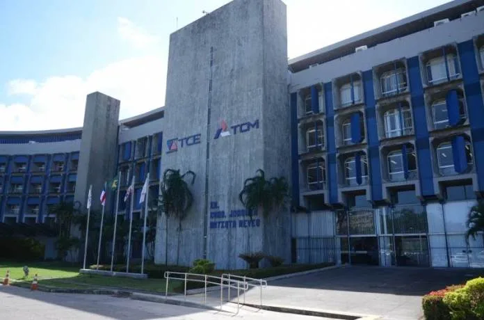 Prefeito de Igaporã é multado pelo TCM