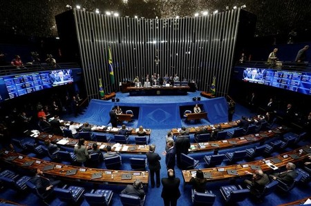 Congresso derruba veto de Temer e libera piso de R$ 1.550 para agentes de saúde