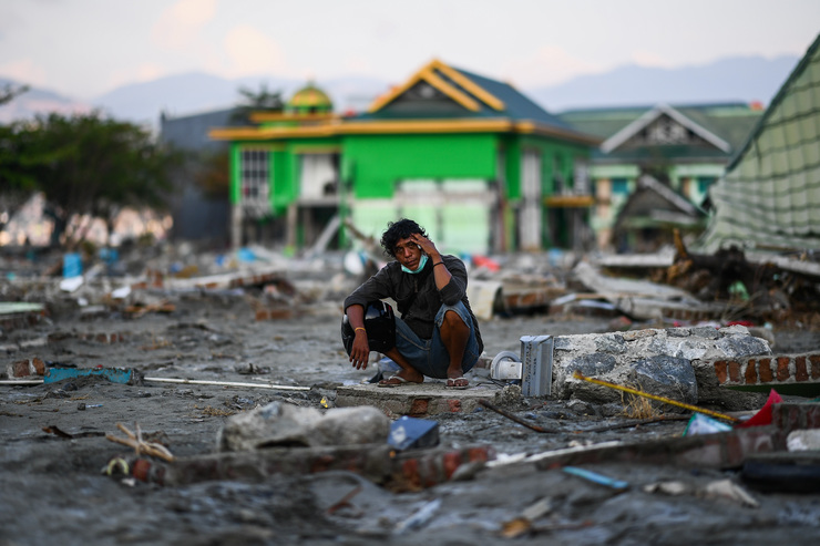 Número de mortos por terremoto e tsunami na Indonésia ultrapassa 1,5 mil