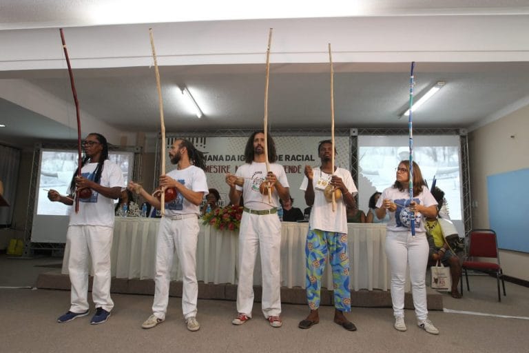 Semana da Igualdade Racial é iniciada com homenagem a Mestre Moa