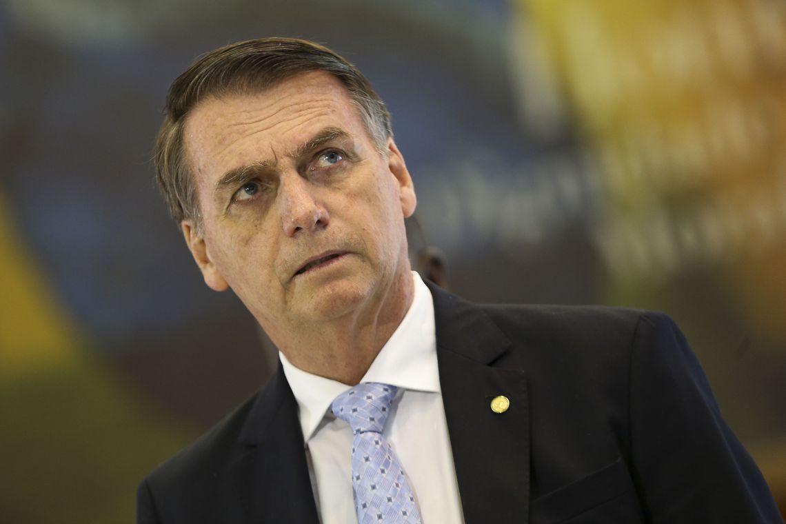 Bolsonaro deixa Marambaia e volta para casa