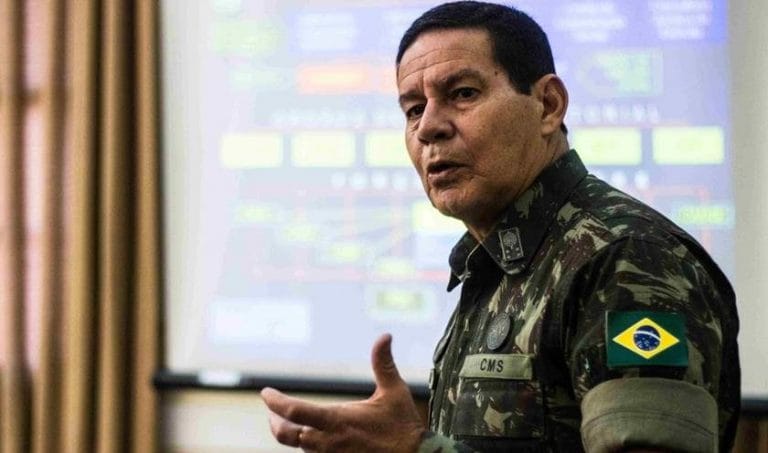 General Mourão defende relação soberana com todas as nações