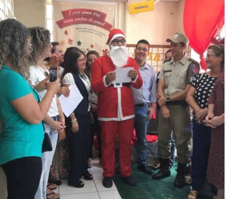 Agência de Guanambi lança campanha Papai Noel dos Correios 2018