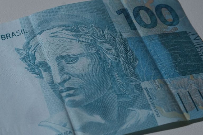 Indicador de investimentos tem crescimento de 9,6% no 3º trimestre