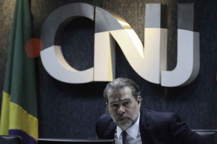 CNJ