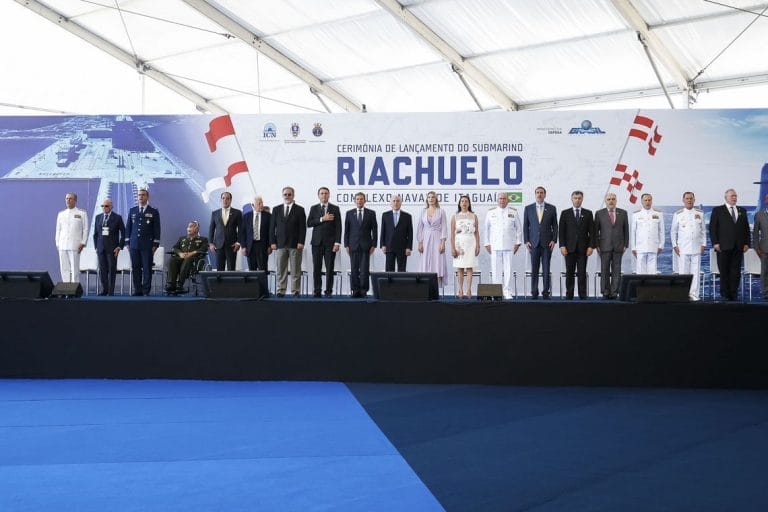 Temer e Bolsonaro participaram de lançamento do submarino Riachuelo