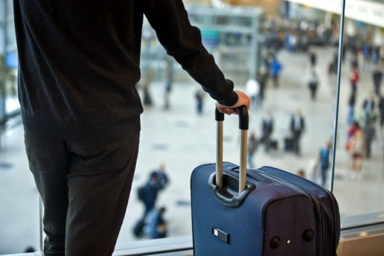 Descubra como planejar e calcular os gastos da sua viagem