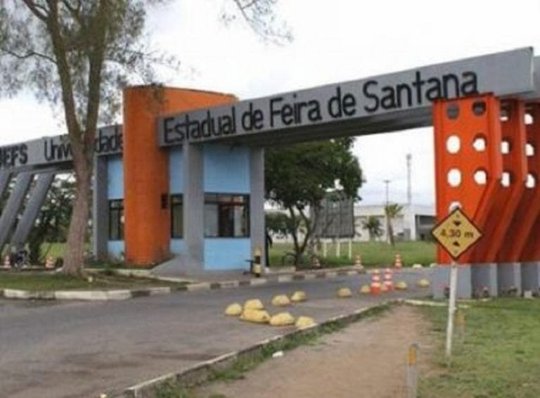 Uefs abre seleção para contratação de servidores temporários