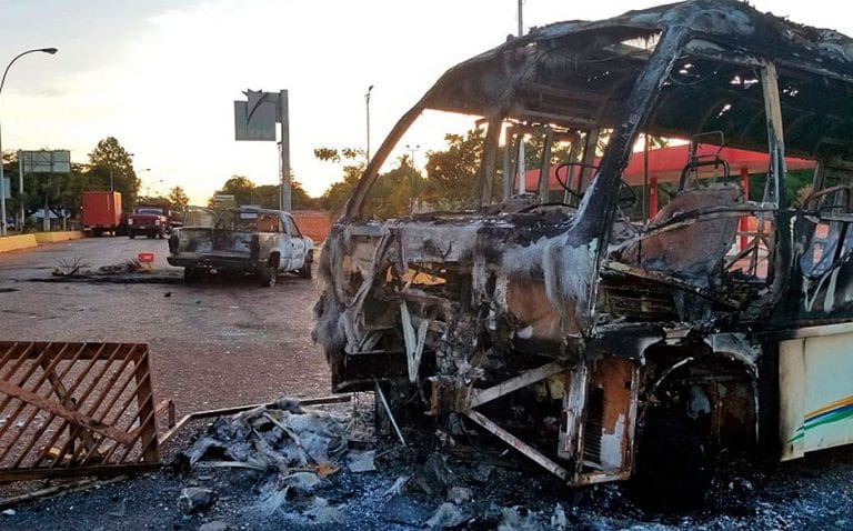Confronto na fronteira Brasil-Venezuela deixa quatro mortos