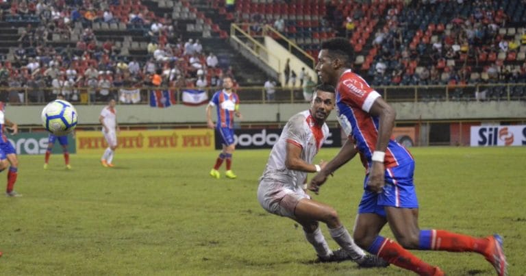 Bahia empata em 2 a 2 com Rio Branco e avança na Copa do Brasil
