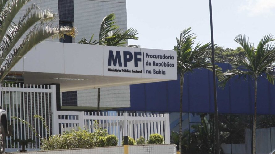 Prefeito de Ibotirama é denunciado pelo MPF por desviar verba do Fundeb