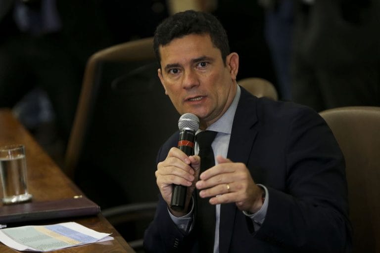 Moro vai ao Congresso entregar Projeto de Lei Anticrime