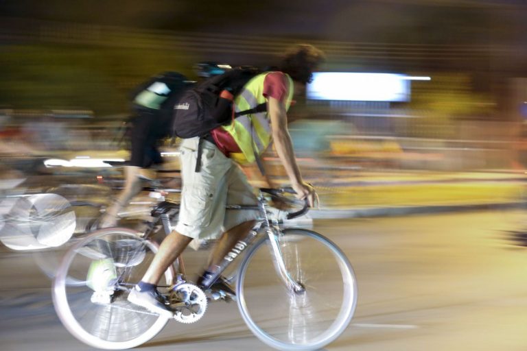 multas a pedestres e ciclistas