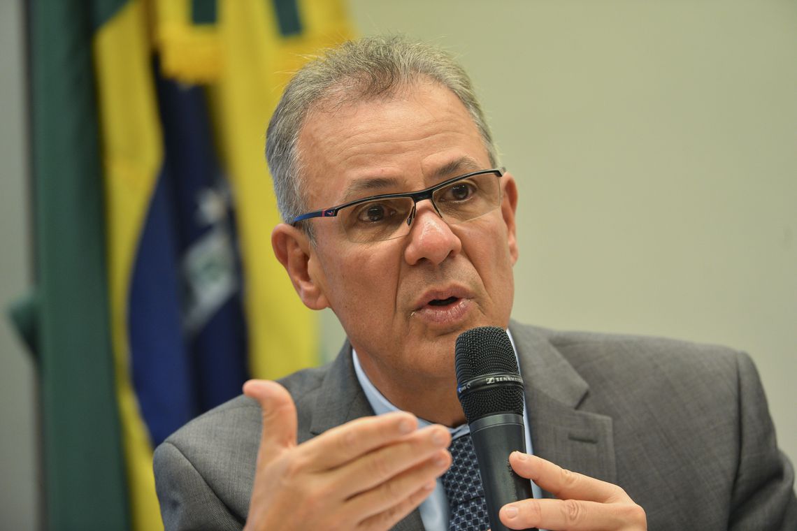 Governo e Petrobras fecham acordo sobre contrato de cessão onerosa