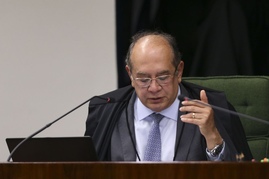 Mendes revoga decisão que suspende ações de plano econômico