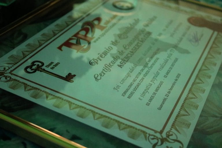 TP Publicidade realiza cerimônia para premiar as melhores empresas de Guanambi