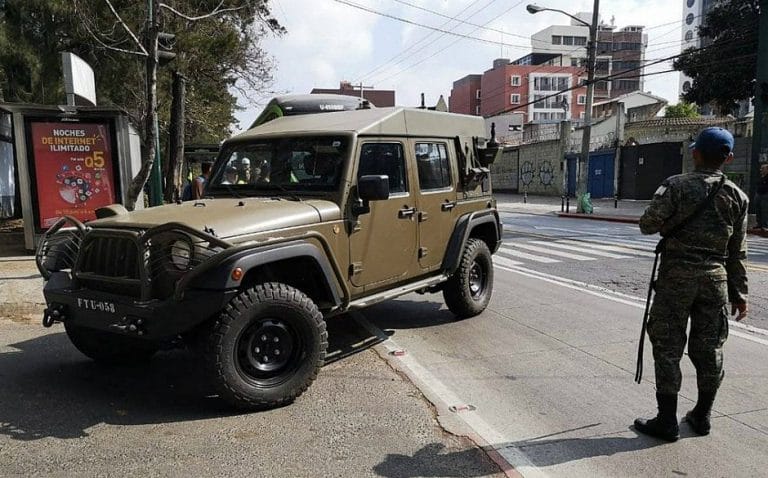 Empresa vai investir R$ 200 milhões para produzir veículos militares na Bahia