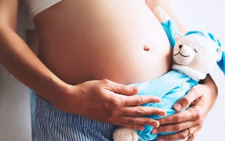 Procuradoria recomenda que casos de gestantes menores de idade sejam informados ao MP e ao Conselho Tutelar