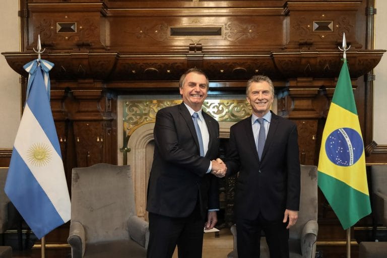 Bolsonaro diz que definiu ações para aprofundar parceria com Argentina