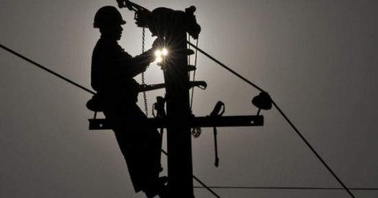 Coelba informa desligamento de energia elétrica nesta sexta em Caetité e domingo em Guanambi